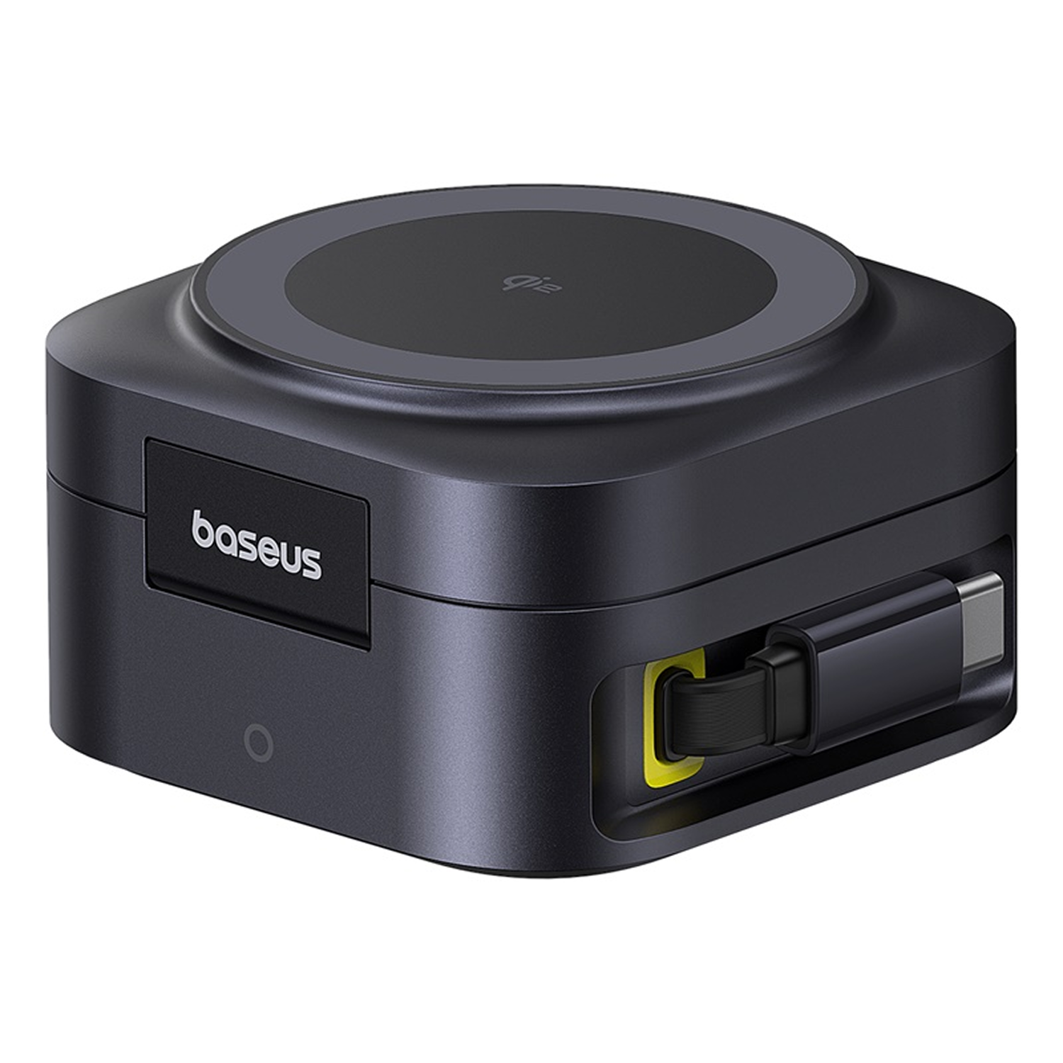 Cargador Baseus negro con cable USB-C recogido. Superficie superior circular.