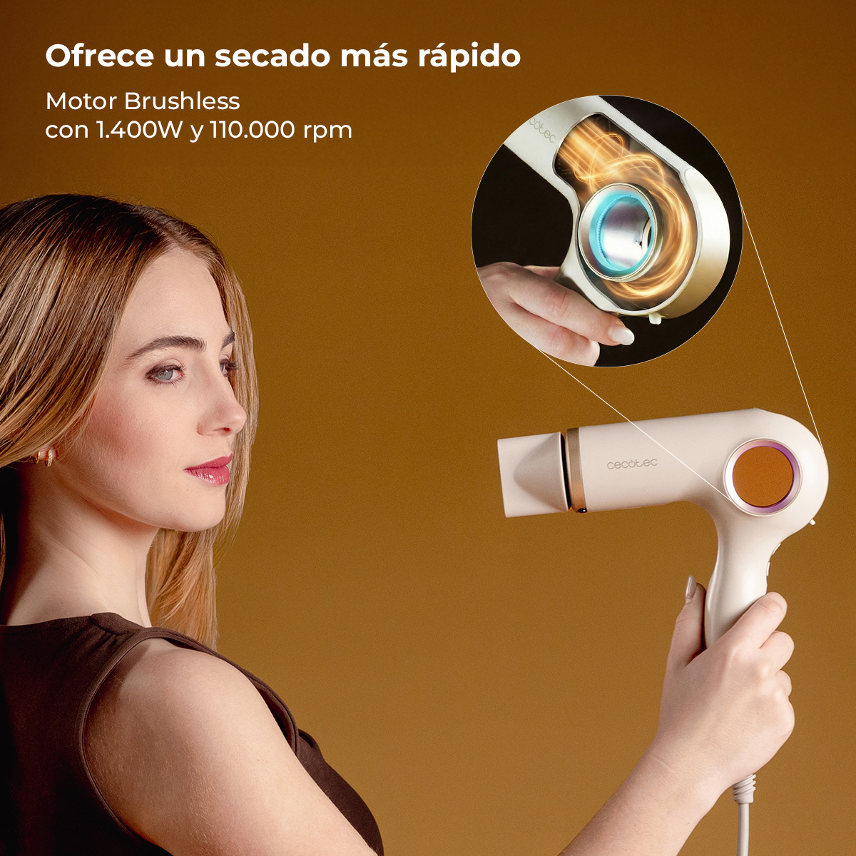 Una mujer sostiene un secador de pelo beige; el recuadro muestra un primer plano del motor.