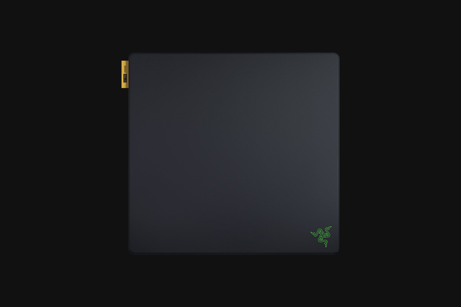 Tapis de souris gris foncé avec logo Razer vert et étiquette jaune "GIDFION PRO SPEED".