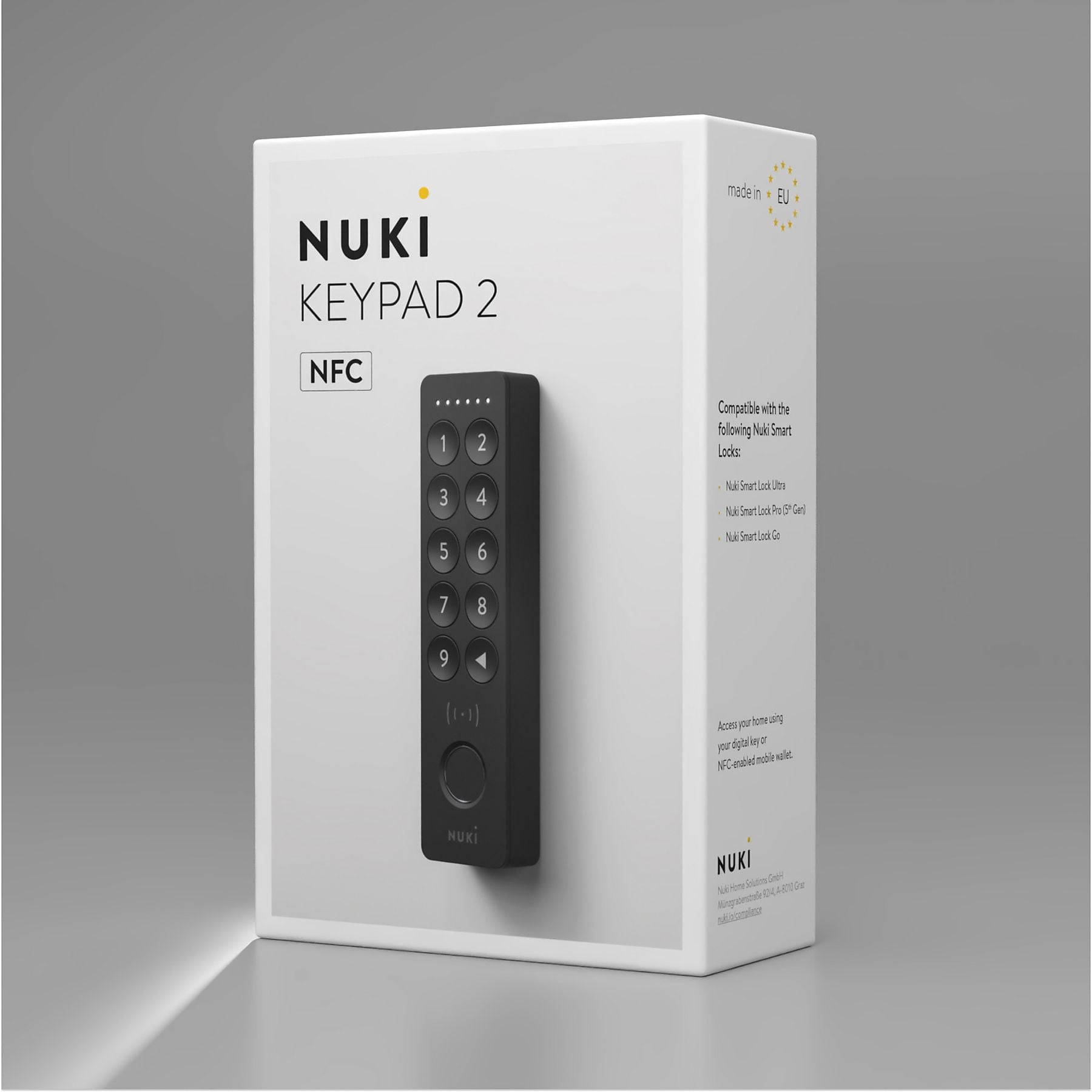 Nuki Keypad 2 NFC termékcsomagolás, számbillentyűzettel és kompatibilitási listával.