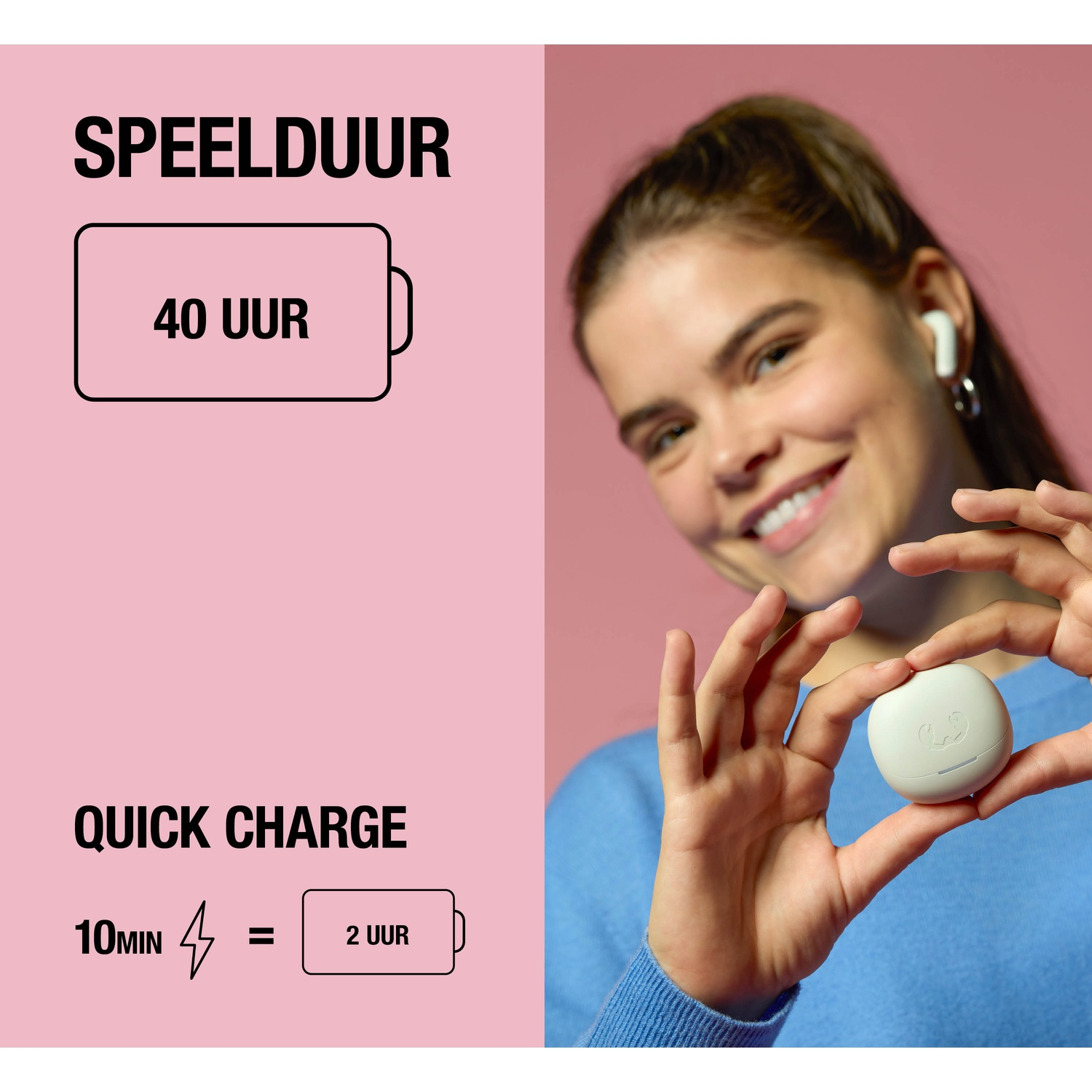 Vrouw met witte oplaadcase. Speeltijd 40 uur. Snelladen: 10 min = 2 uur.