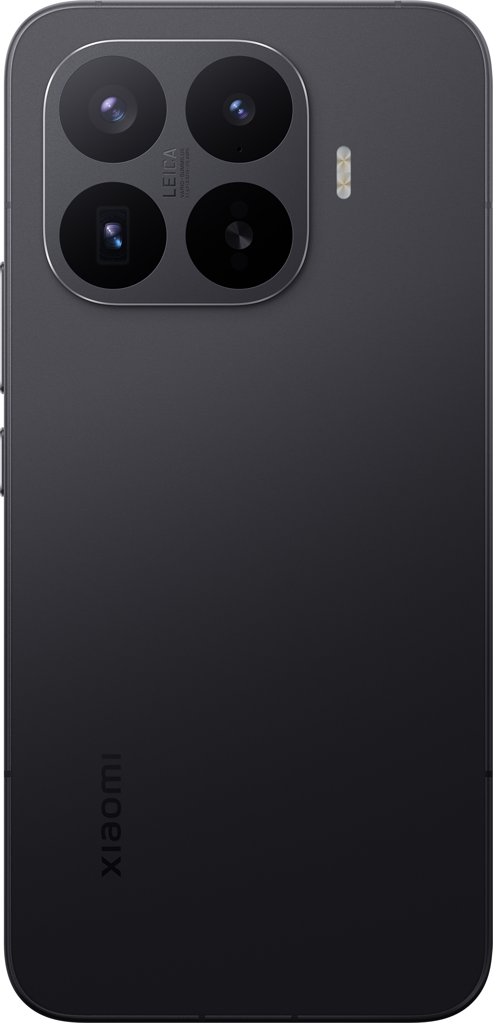 Sötét okostelefon hátlapja négy kamerával és Xiaomi logóval.