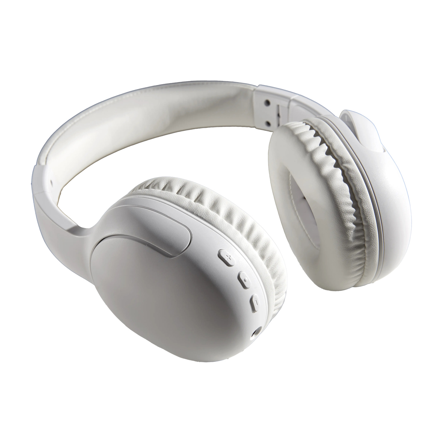 Un auricolare wireless bianco con padiglioni imbottiti e archetto poggia su sfondo bianco.