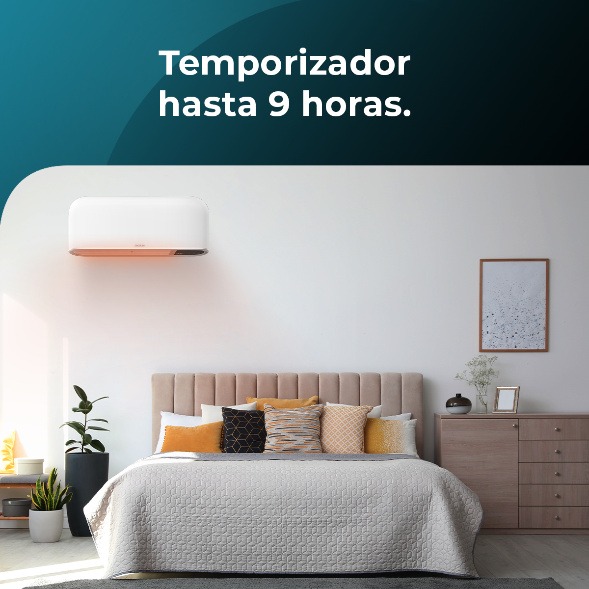 Un dormitorio con cama, mesita de noche, unidad de aire acondicionado y ventana.
