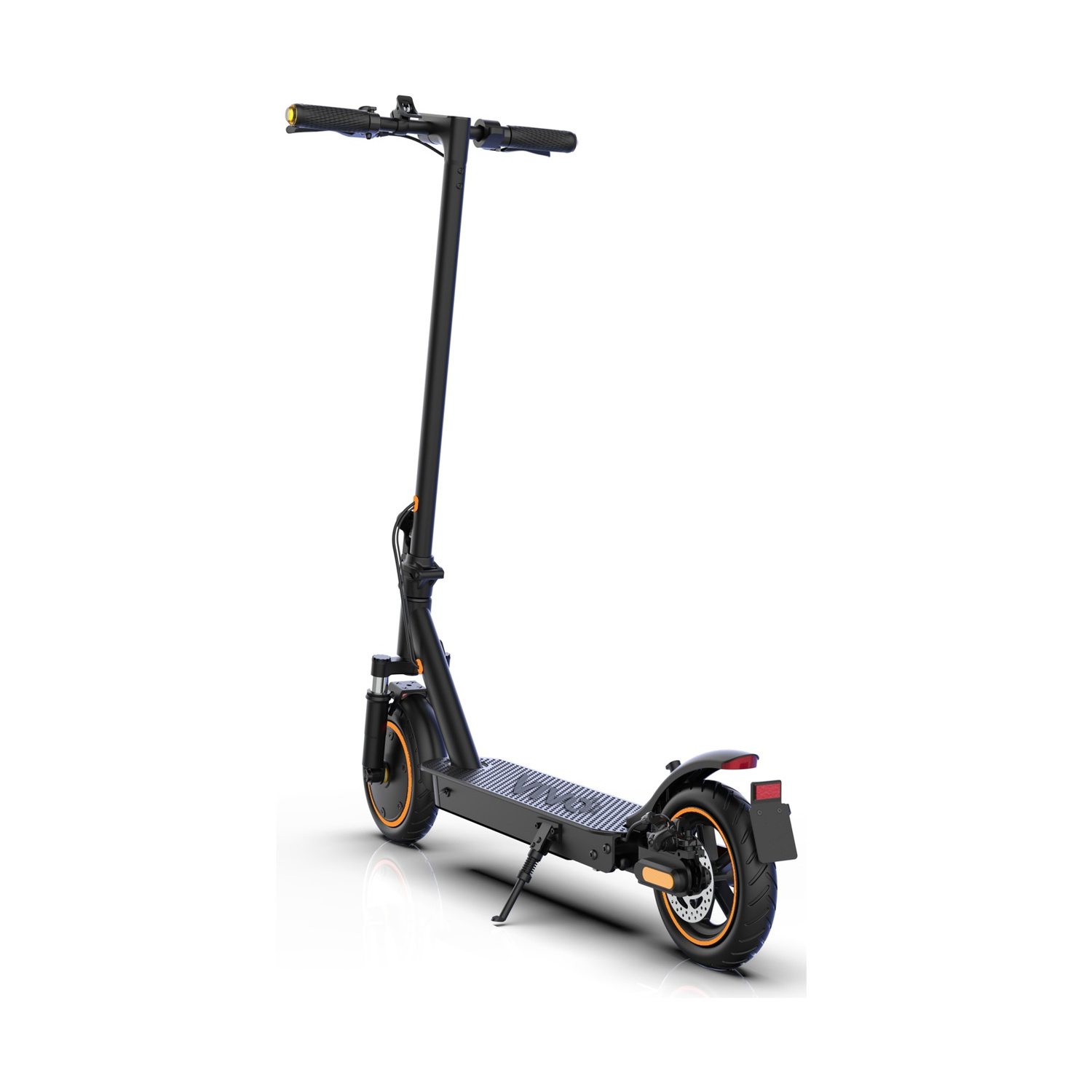 Monopattino elettrico nero con accenti arancioni, su sfondo bianco.