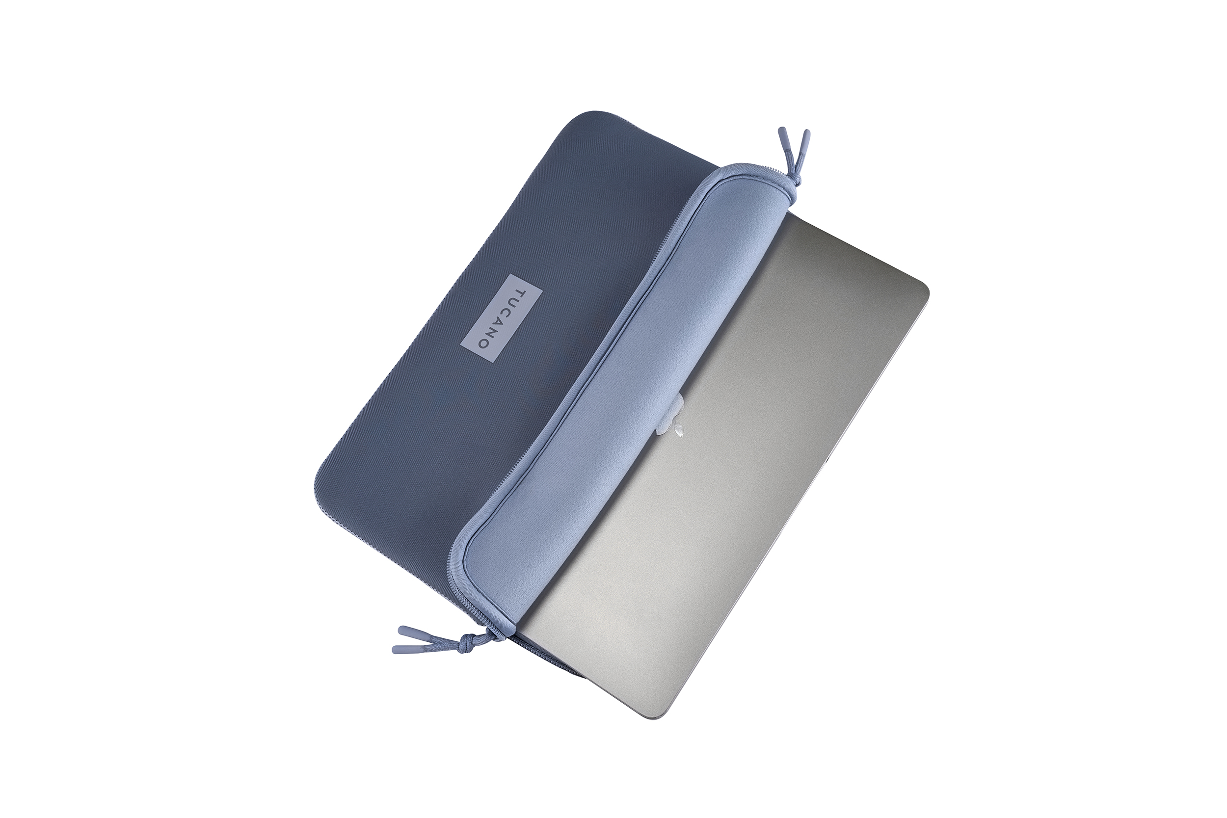 Graue Laptoptasche mit Zuglaschen, halb geöffnet, zeigt ein silbernes Laptop.