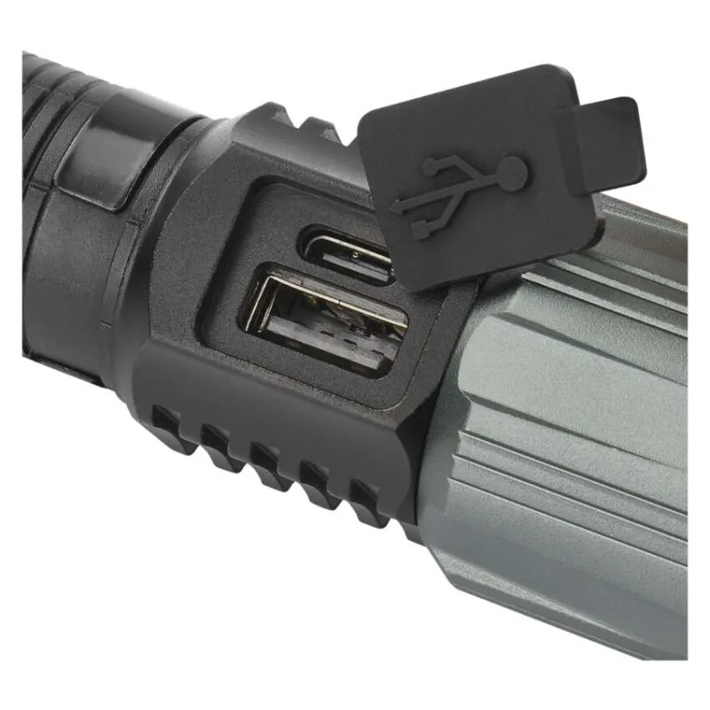 Fekete USB és USB-C port közeli képe egy zseblámpán.