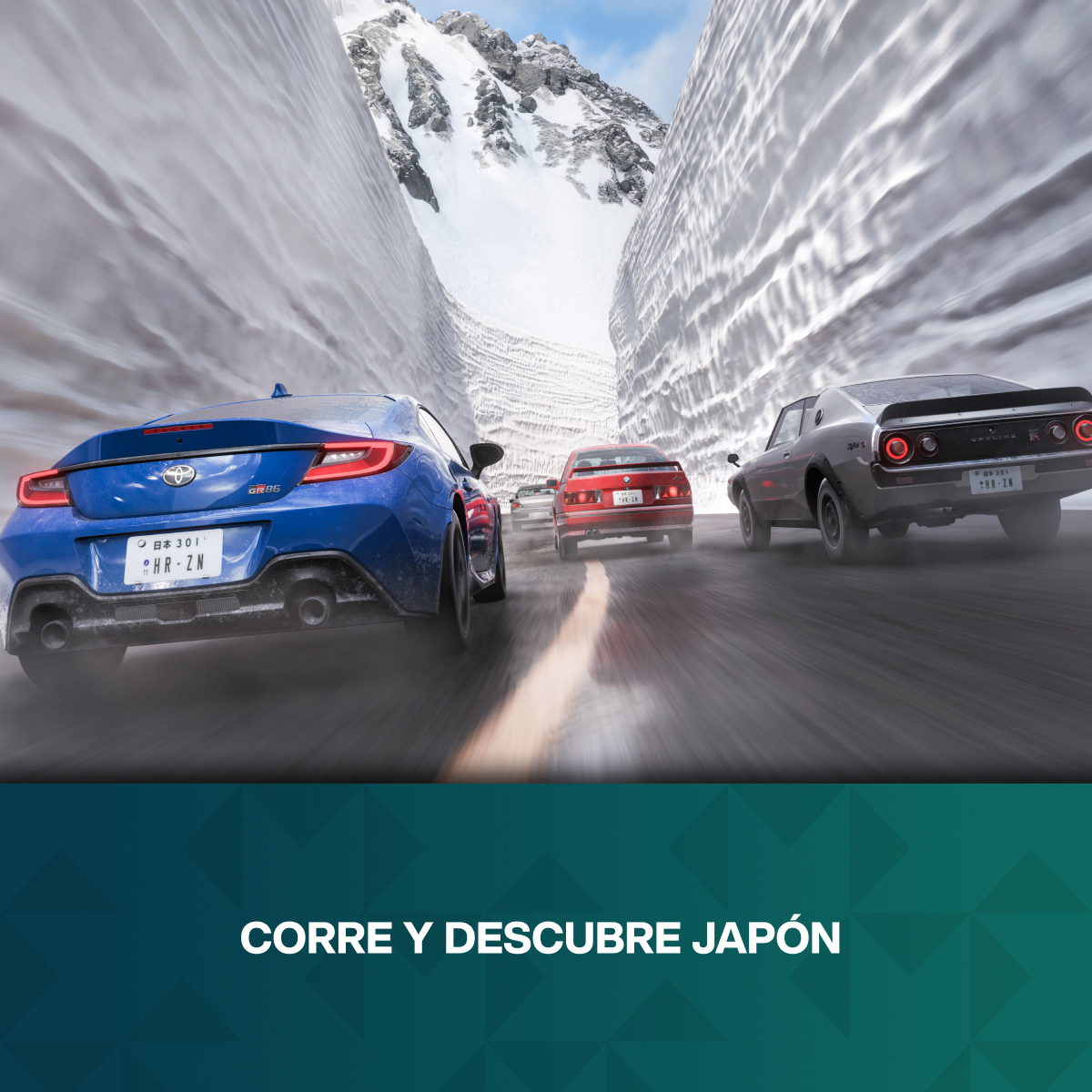 Coches de carreras en una carretera nevada de Japón con paredes de nieve.