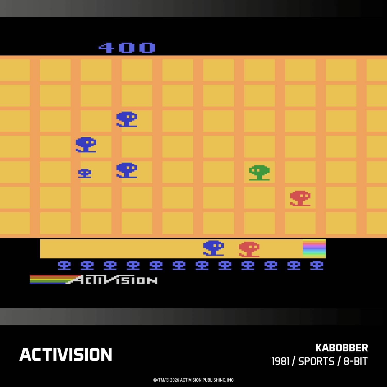 Videojuego pixelado con rejilla amarilla y objetos azules.