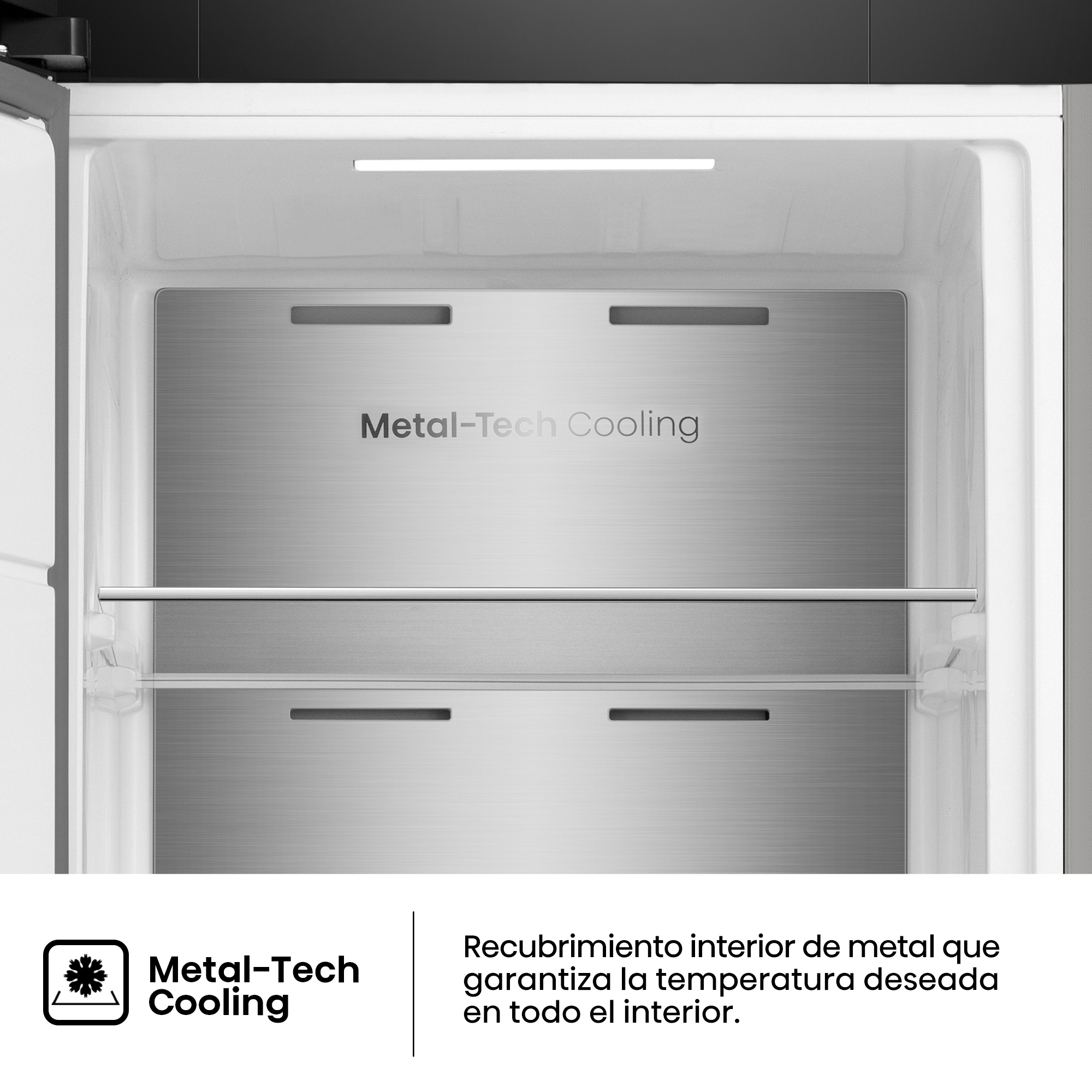 Interior de un refrigerador con Metal-Tech Cooling y estantes.