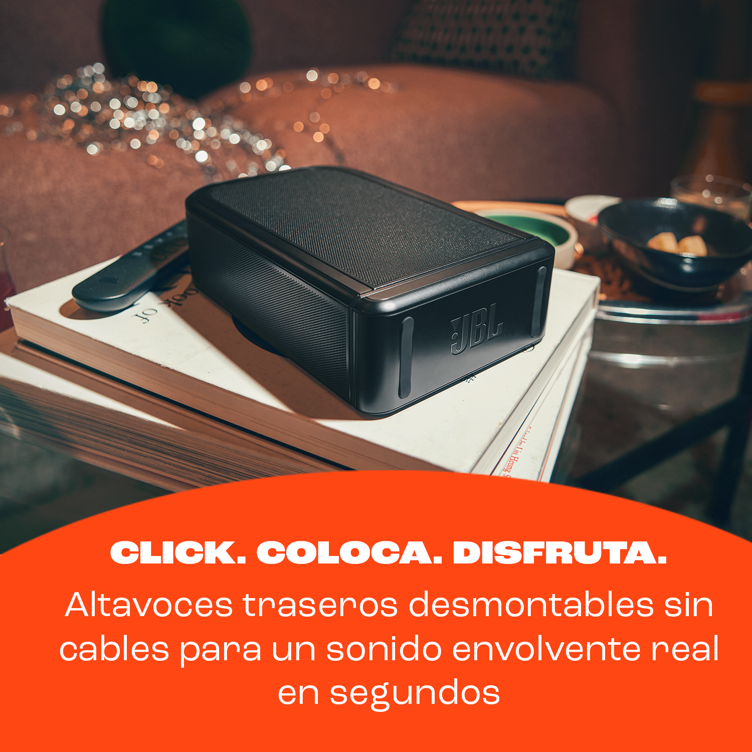 Click, coloca, disfruta. Altavoces traseros desmontables sin cables para un sonido envolvente real en segundos