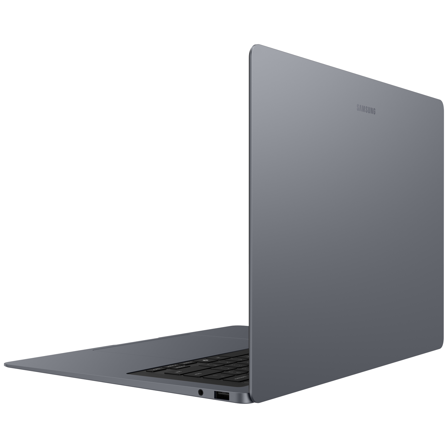Een grijze Samsung laptop is open en staat rechtop op een witte ondergrond.