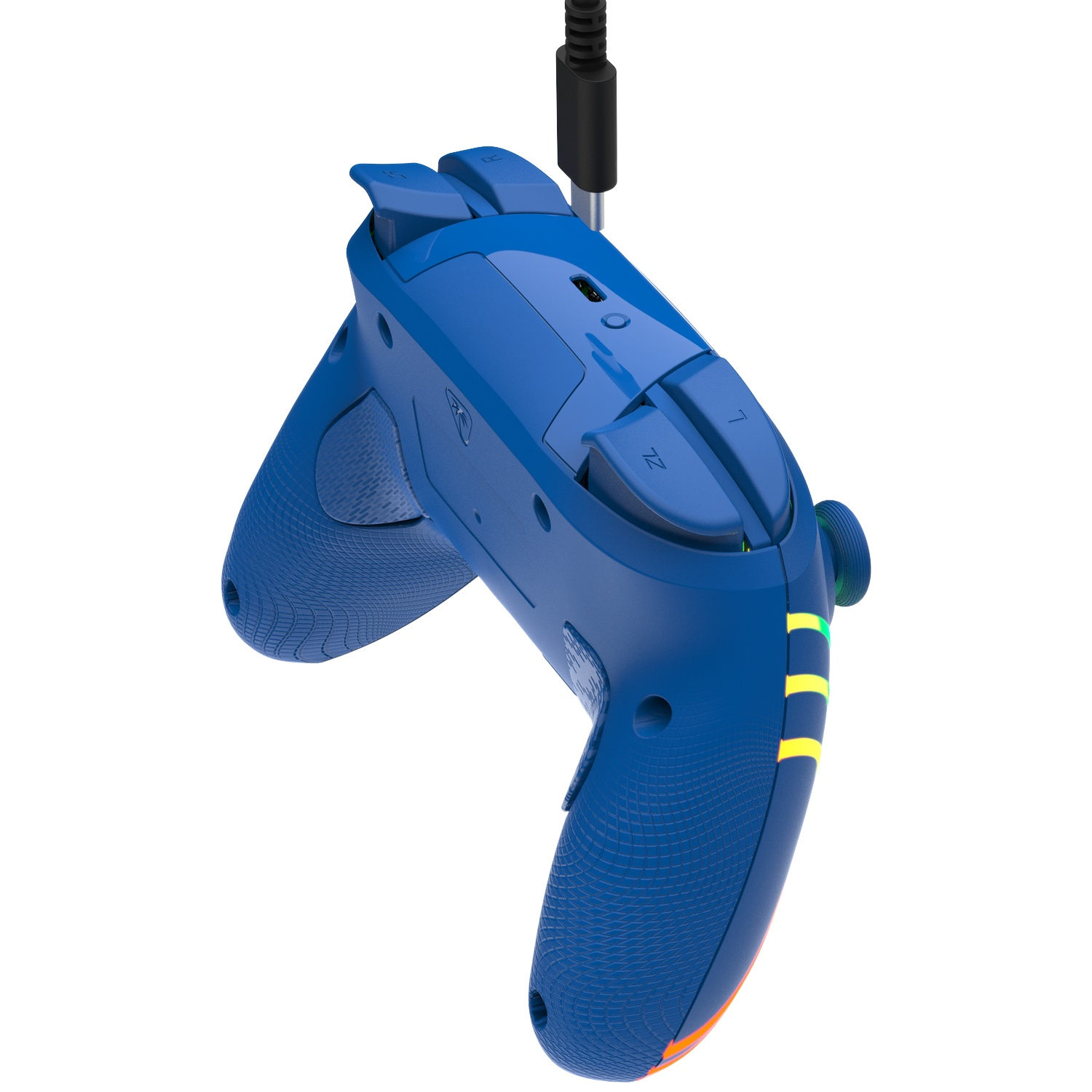 Une manette de jeu bleue avec un câble noir branché.