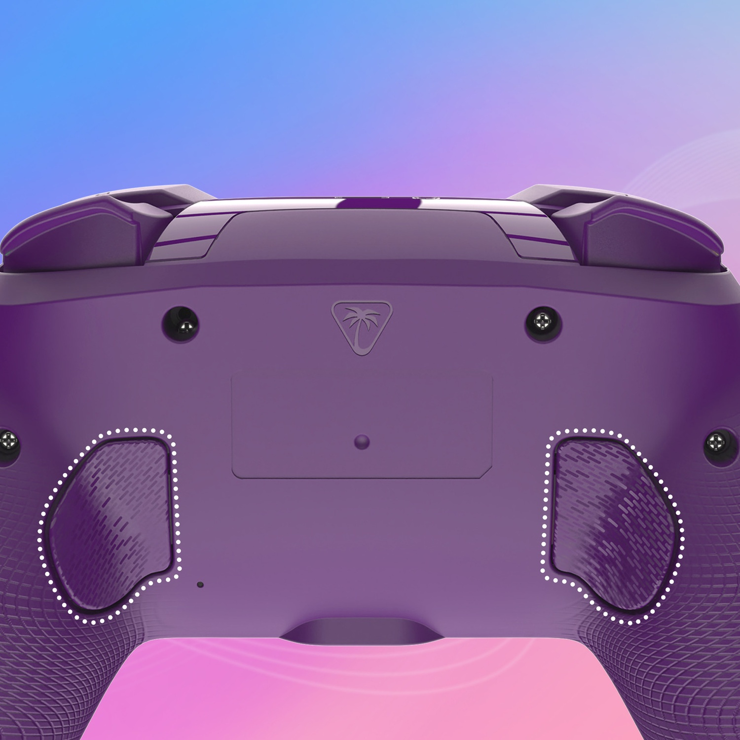 Arrière de manette violet avec texture de grip et points blancs.