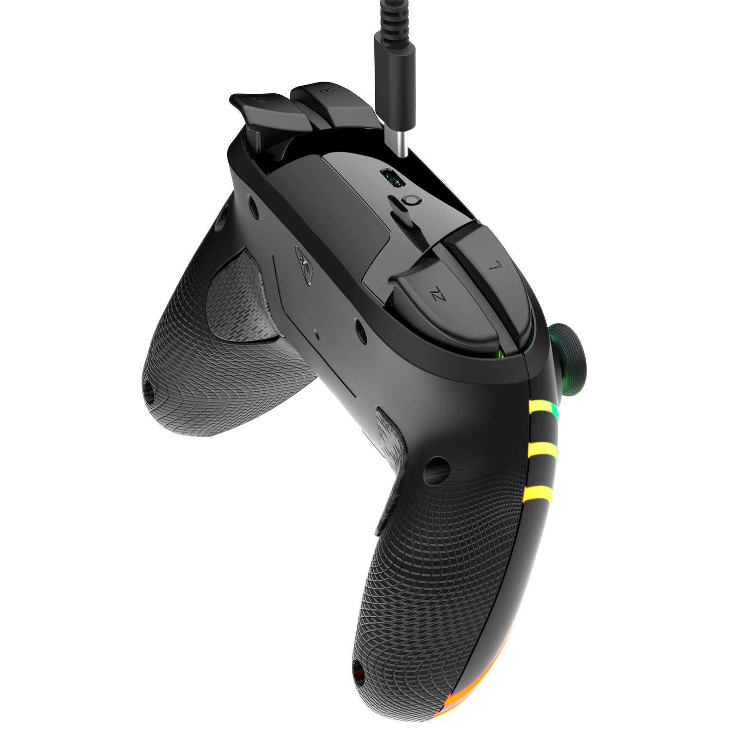 Manette de jeu noire avec câble et accents lumineux.