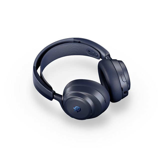 SteelSeries logolu lacivert kulak üstü kulaklık, beyaz arka plan üzerinde.