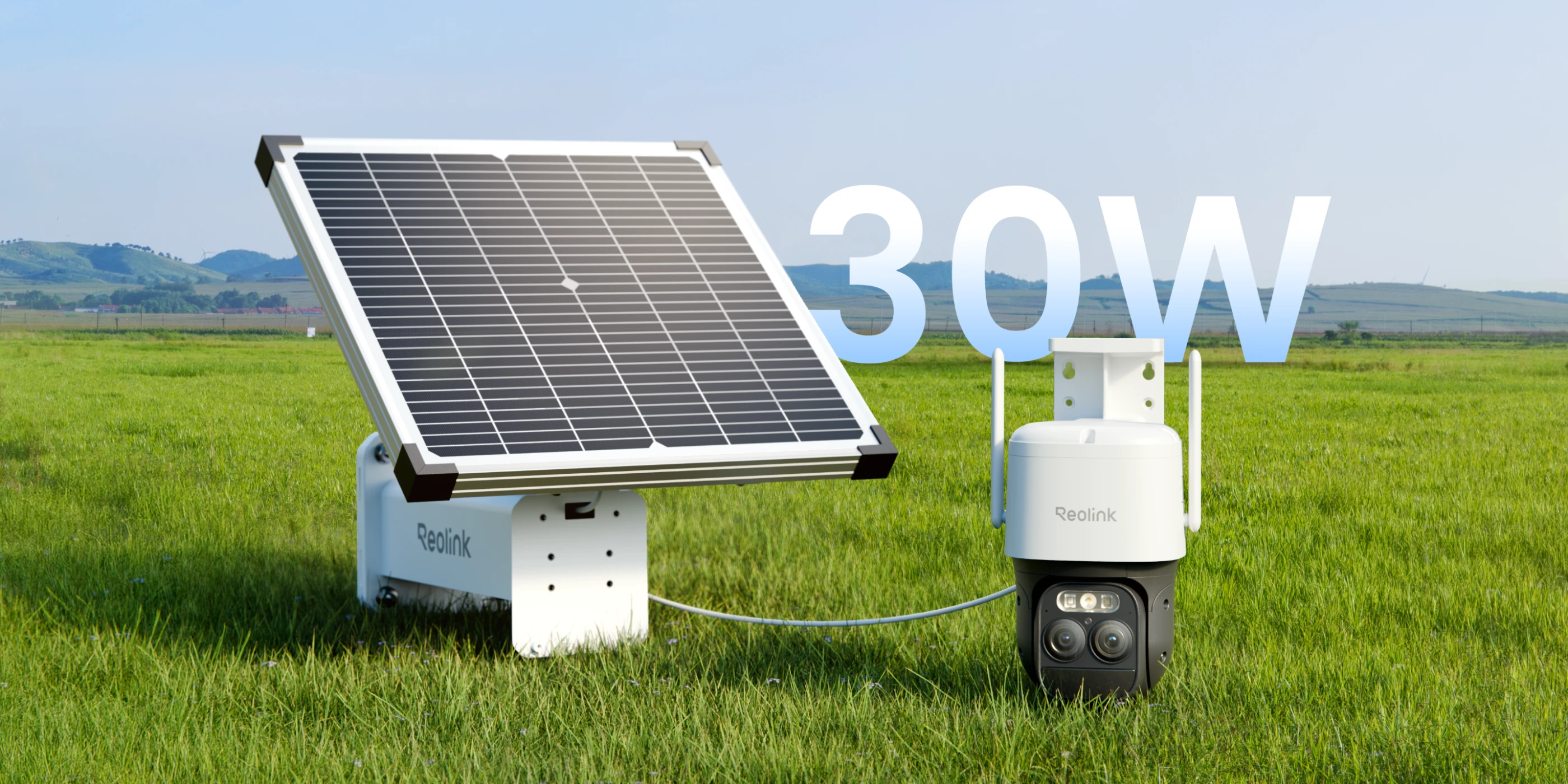 Szolár panel és biztonsági kamera zöld mezőn, "30W" felirattal a háttérben.