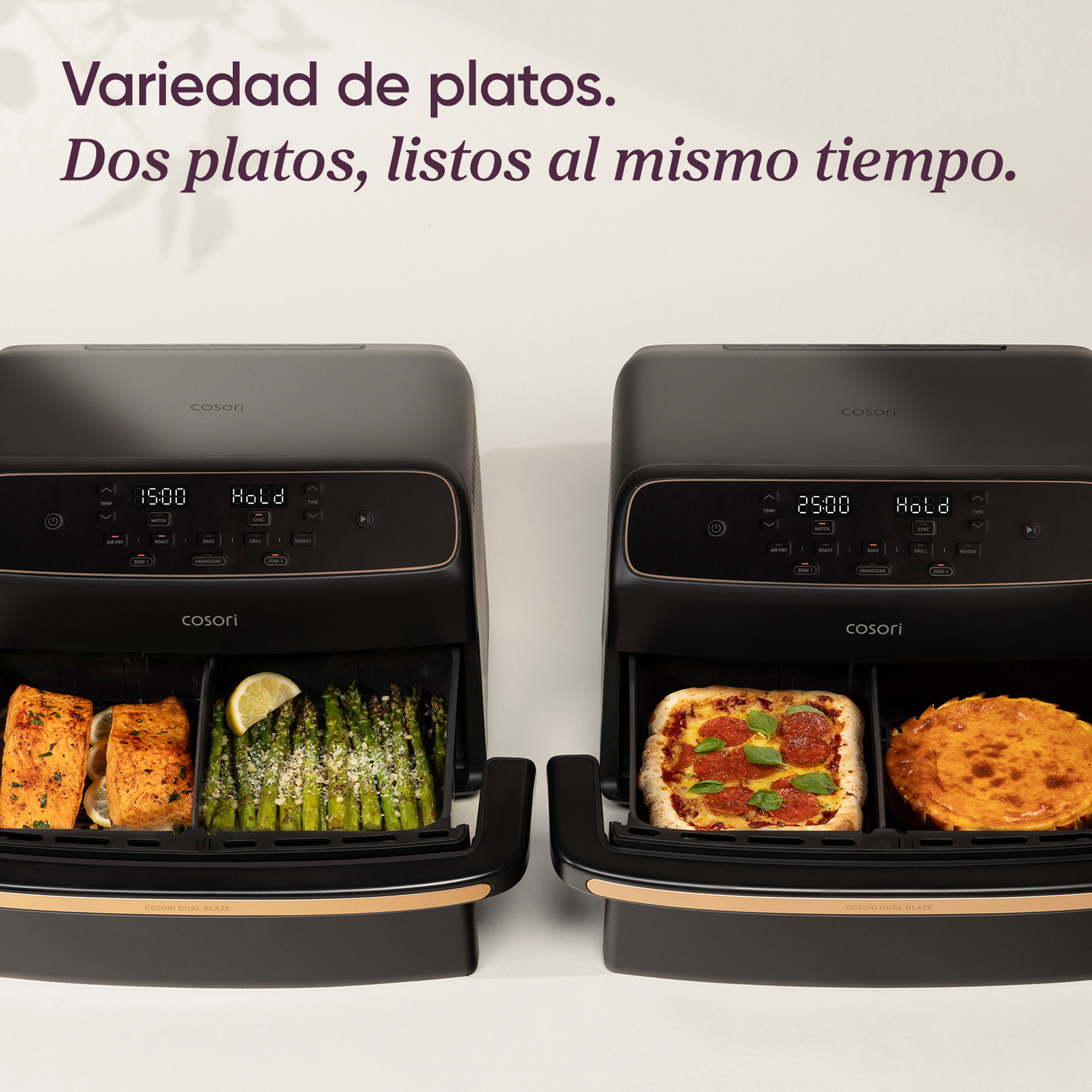 Dos freidoras de aire Cosori con salmón, espárragos, pizza y pastel. Comidas listas.