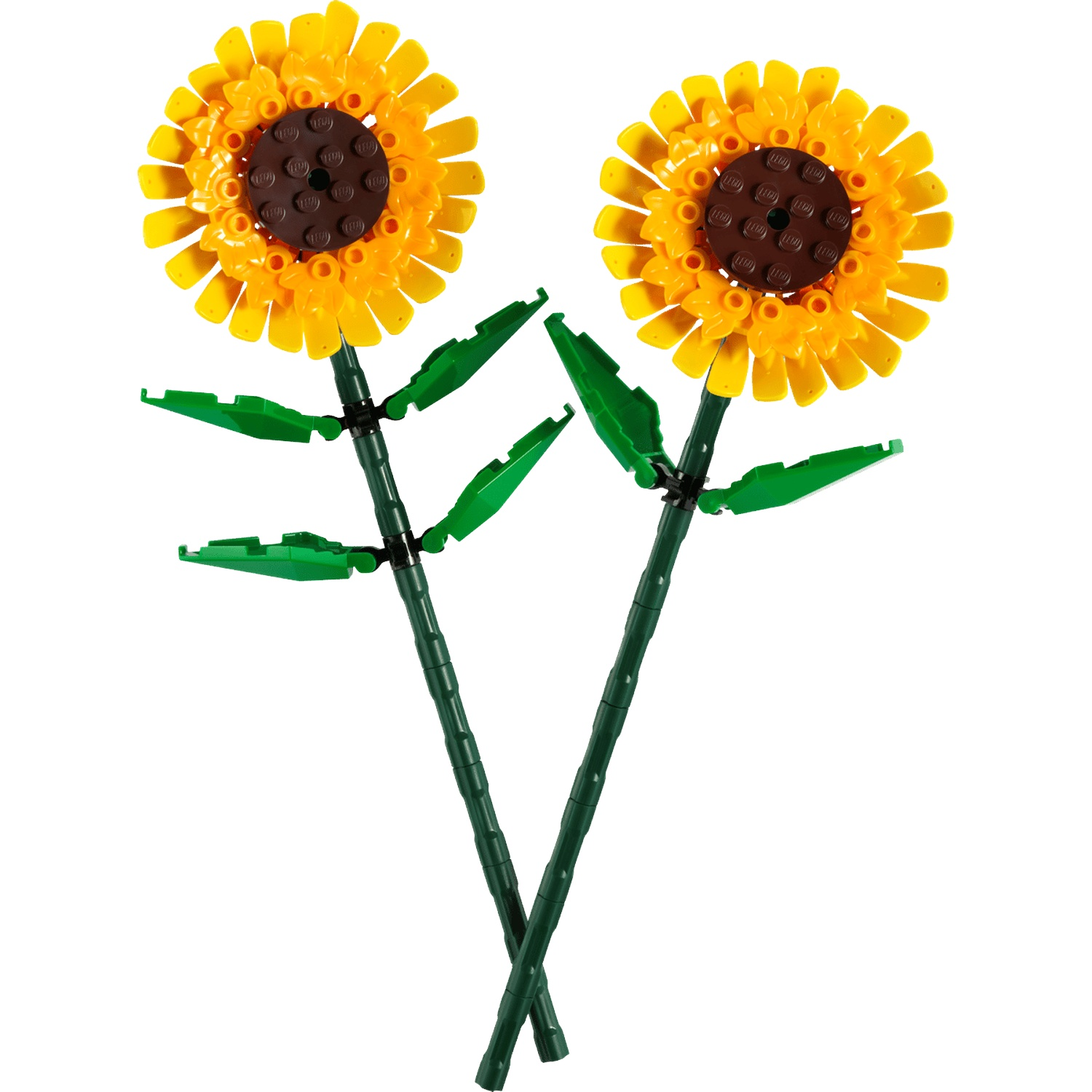 Deux tournesols LEGO avec des pétales jaunes et des centres bruns sur des tiges vertes.