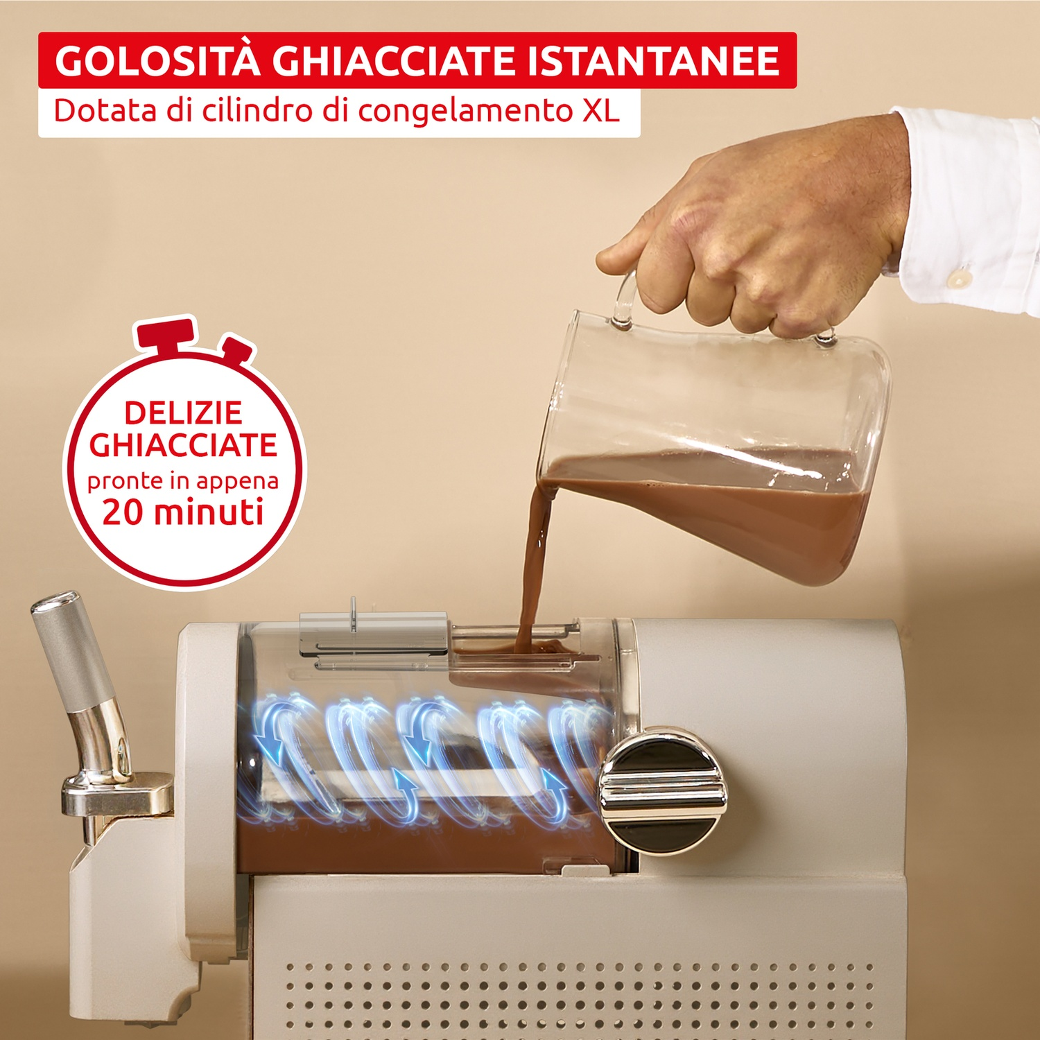 Un uomo versa liquido al cioccolato in una gelatiera con spirali di ghiaccio.