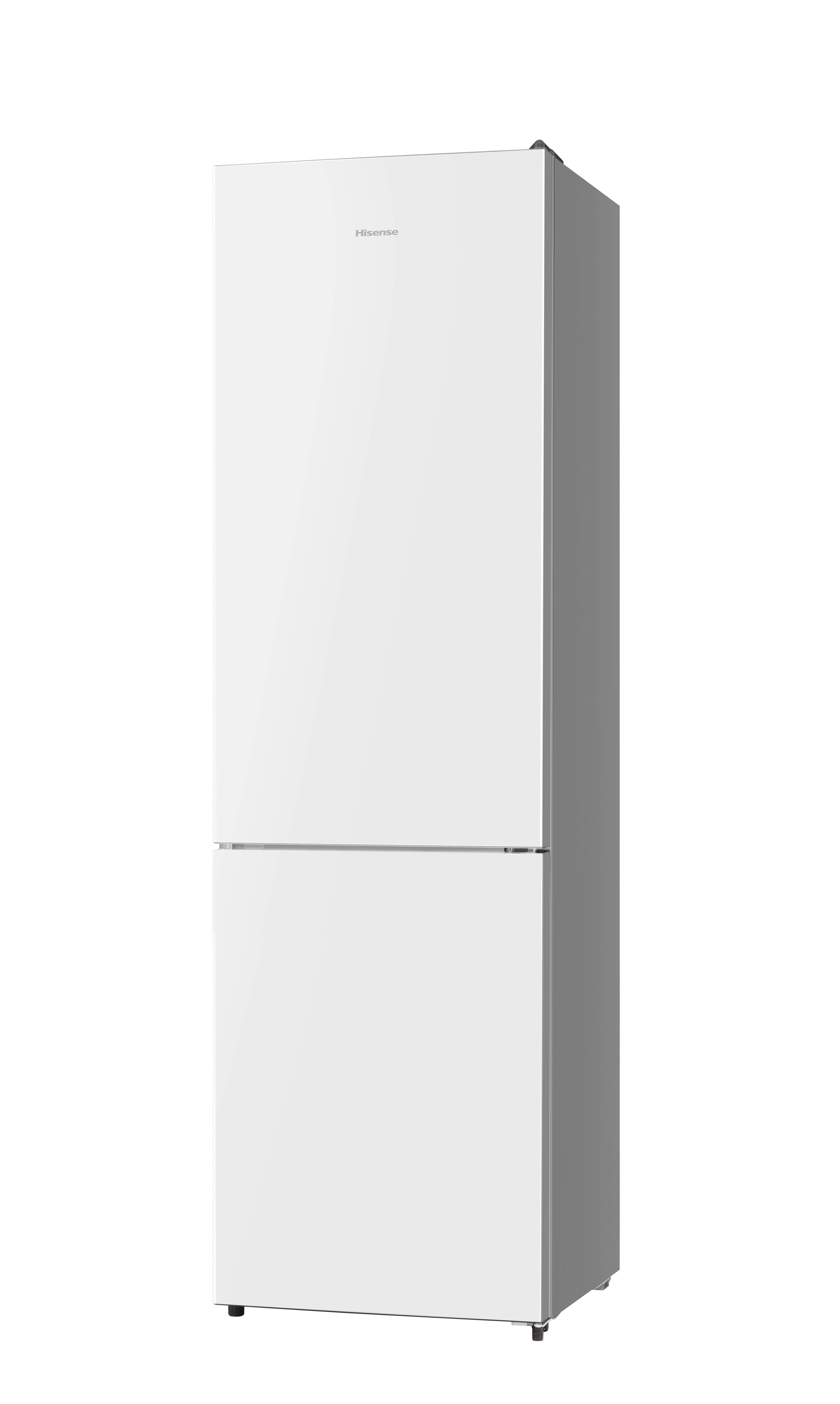 Un refrigerador Hisense blanco de dos puertas sobre fondo blanco.