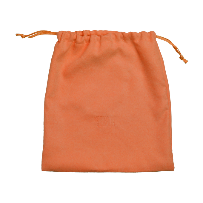 Una bolsa naranja con cordón y logo JBL en relieve.