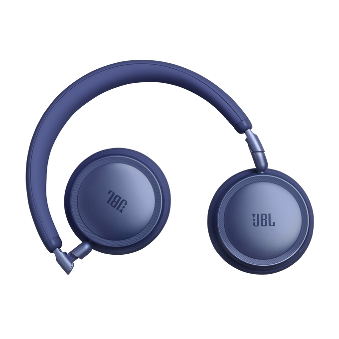 Auriculares JBL azules con diadema, sobre fondo negro.