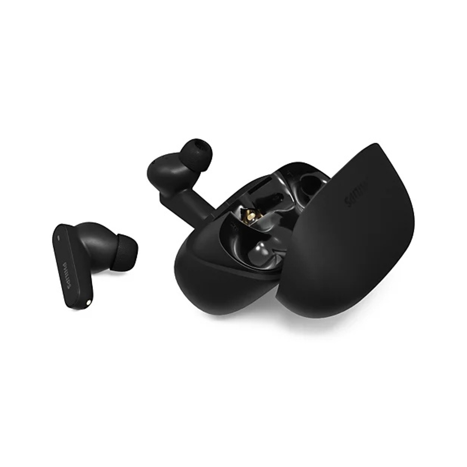 Auricolari wireless neri, uno accanto alla custodia di ricarica aperta.