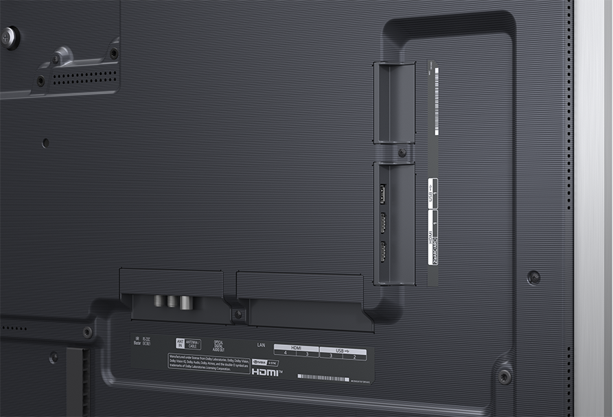 TV hátlapja ANT, LAN, HDMI, USB és optikai audio kimenettel.