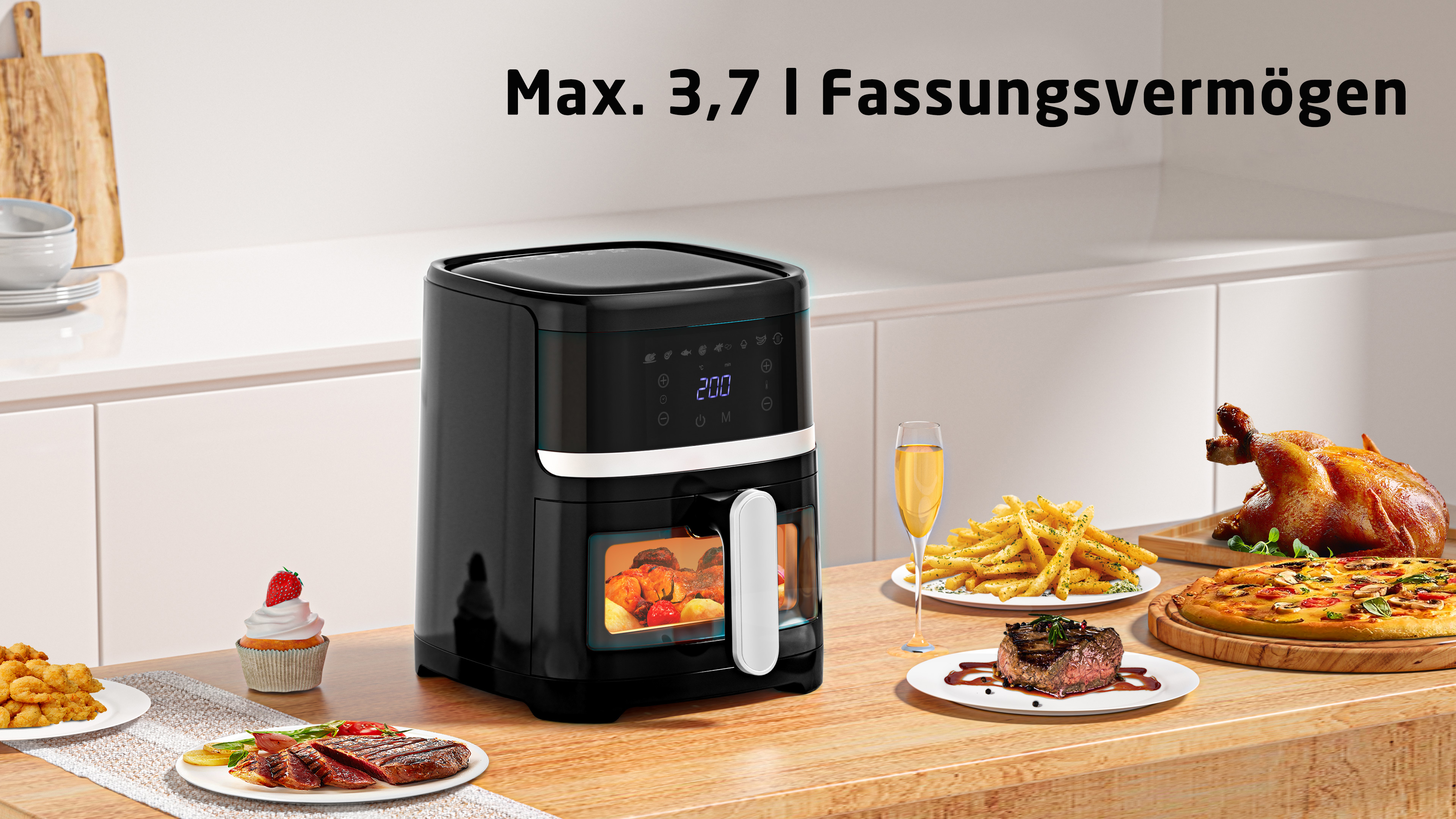Une friteuse à air noire avec de la nourriture : poulet, pizza, steak, frites, cupcake.