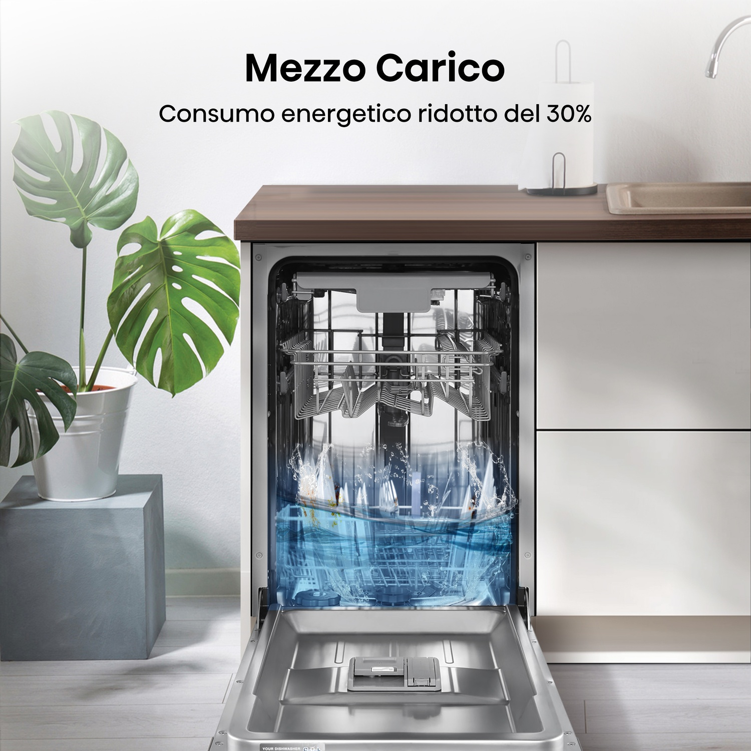 Una lavastoviglie a mezzo carico con acqua all'interno, accanto a una pianta.