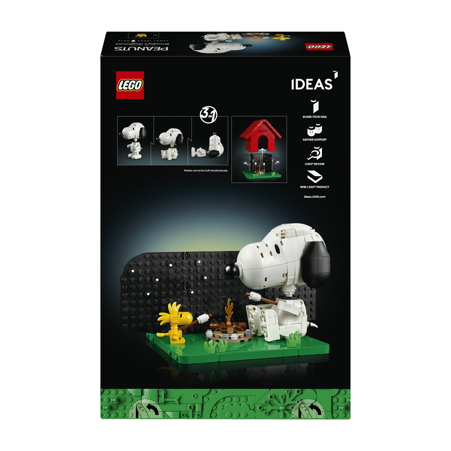 LEGO Snoopy e Woodstock su base verde con falò sullo sfondo.