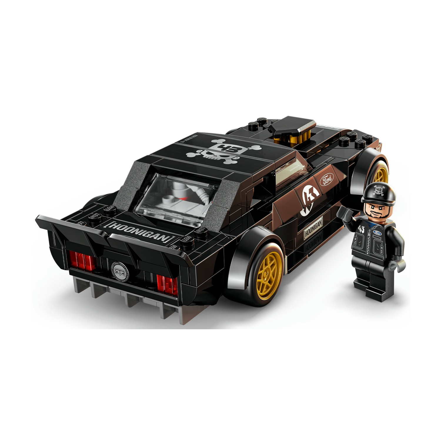 Una macchina da corsa Lego nera con ruote dorate e un pilota.