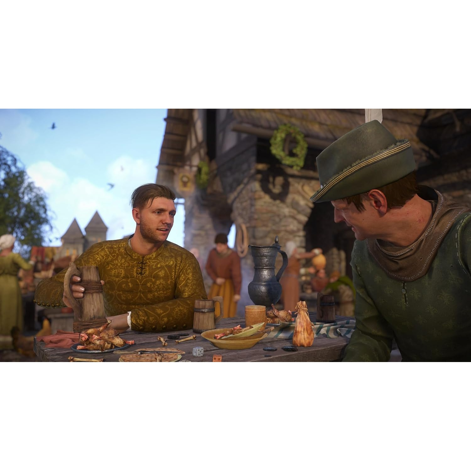 Twee mannen in middeleeuwse kleding zitten aan een tafel met eten en drinken.