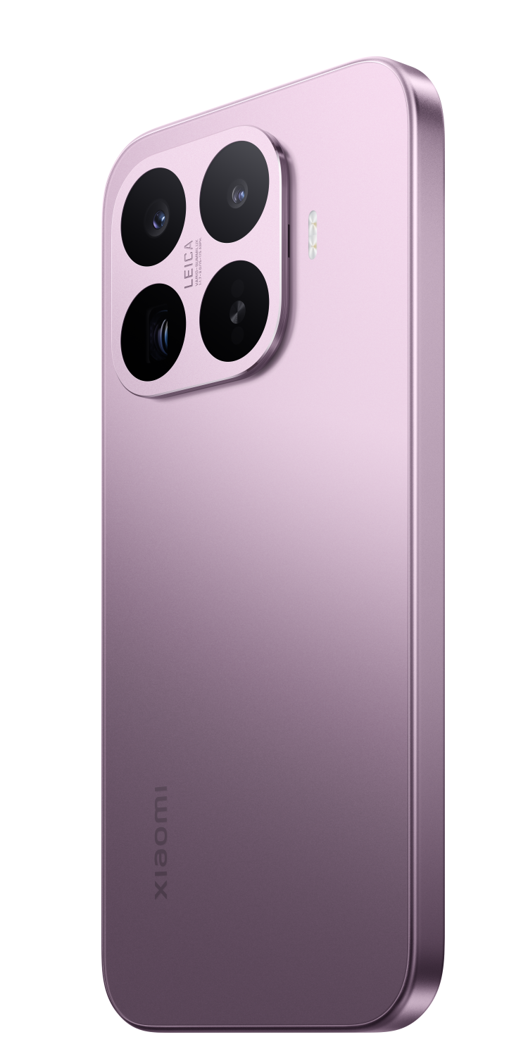 Fioletowy smartfon z czterema aparatami i oznaczeniem Leica.