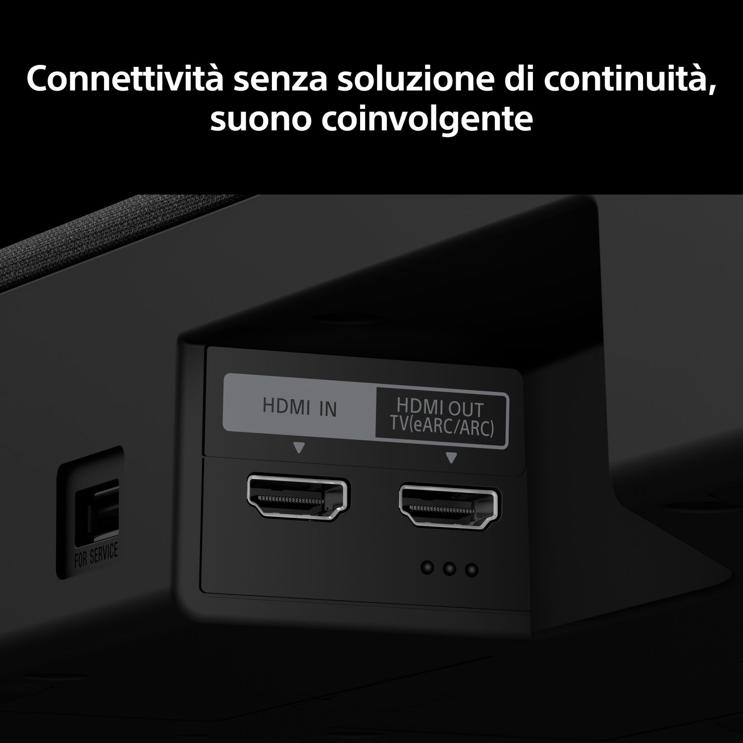Primo piano di porte HDMI e una porta di servizio su un dispositivo nero.