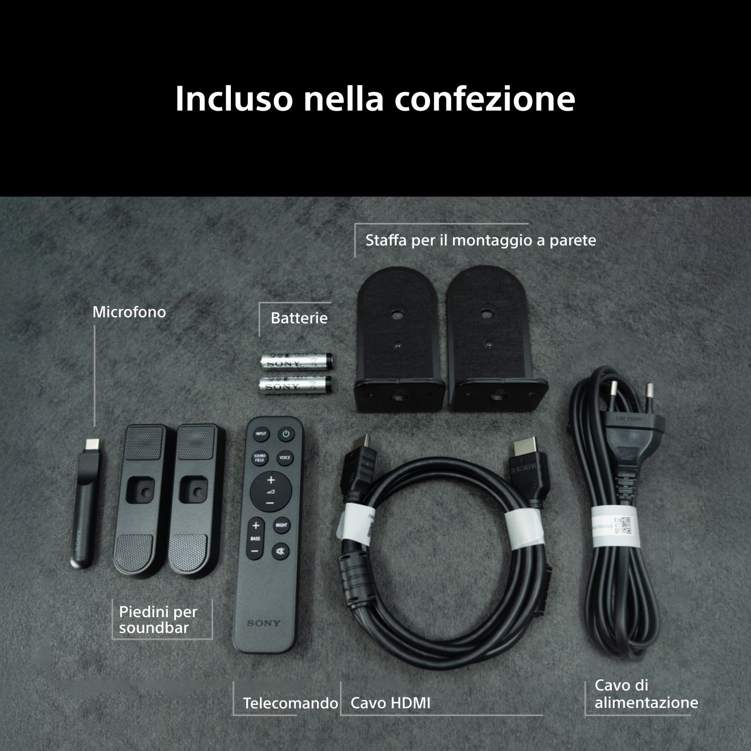 Contenuto della confezione: Microfono, batterie, staffe murali, piedini, telecomando, cavo HDMI, cavo alimentazione.
