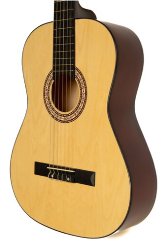 Jasna gitara akustyczna z ciemnymi strunami i ozdobnym otworem rezonansowym.