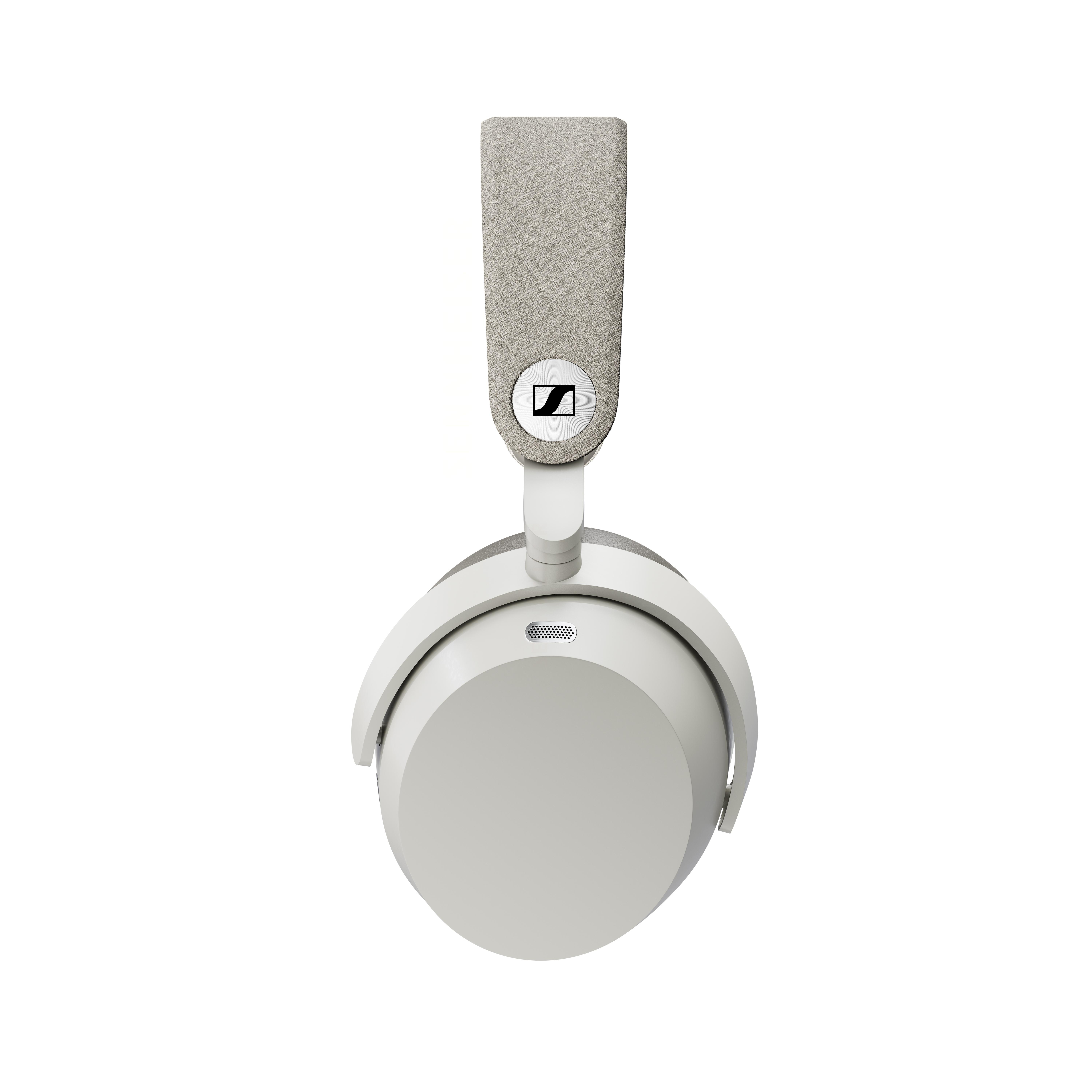 Graue Kopfhörer mit Sennheiser-Logo auf weißem Hintergrund.