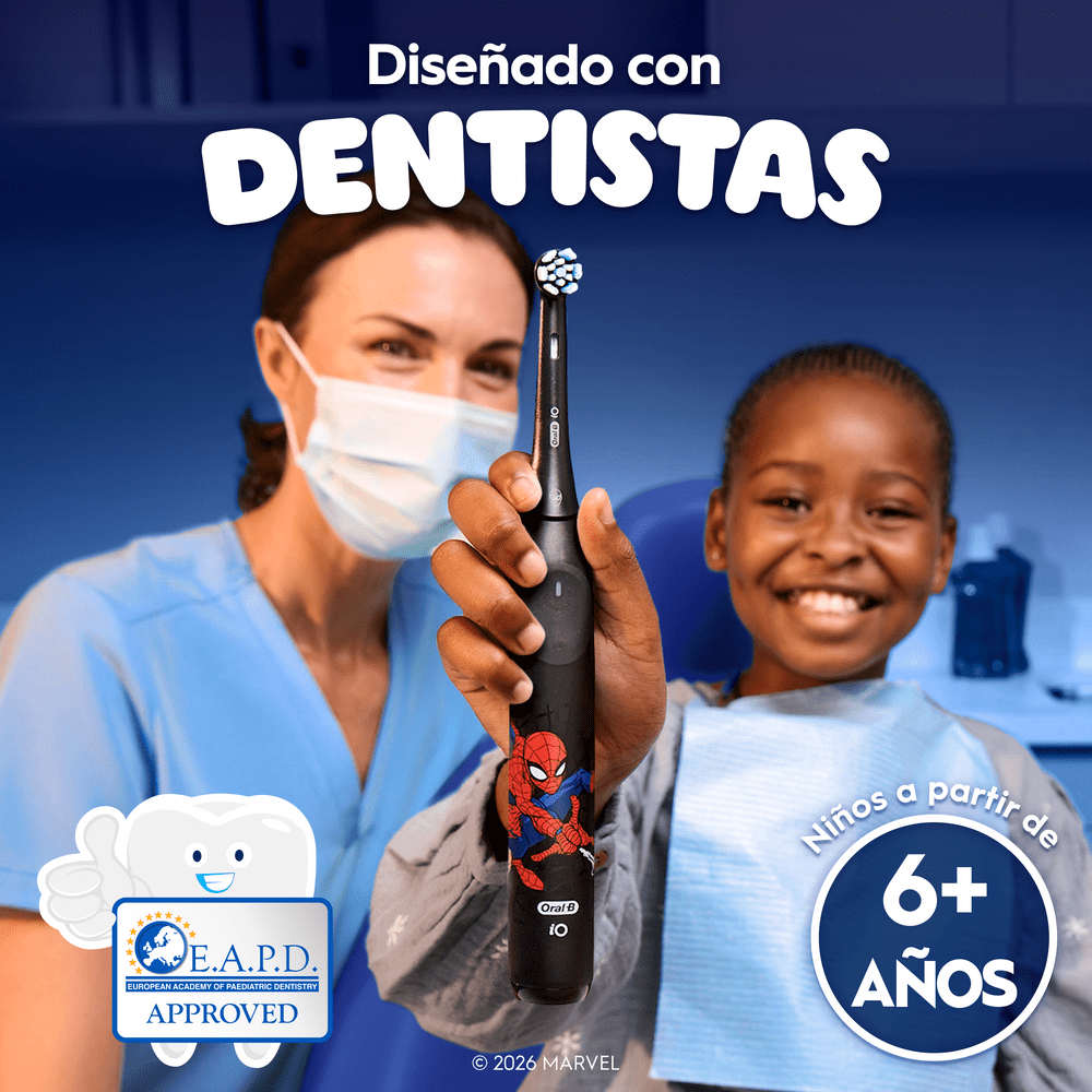 Diseñado con dentistas. Aprobado por la EAPD (European Academy of Pediatric Dentristy). Niños a partir de 6 años. 2026 Marvel.