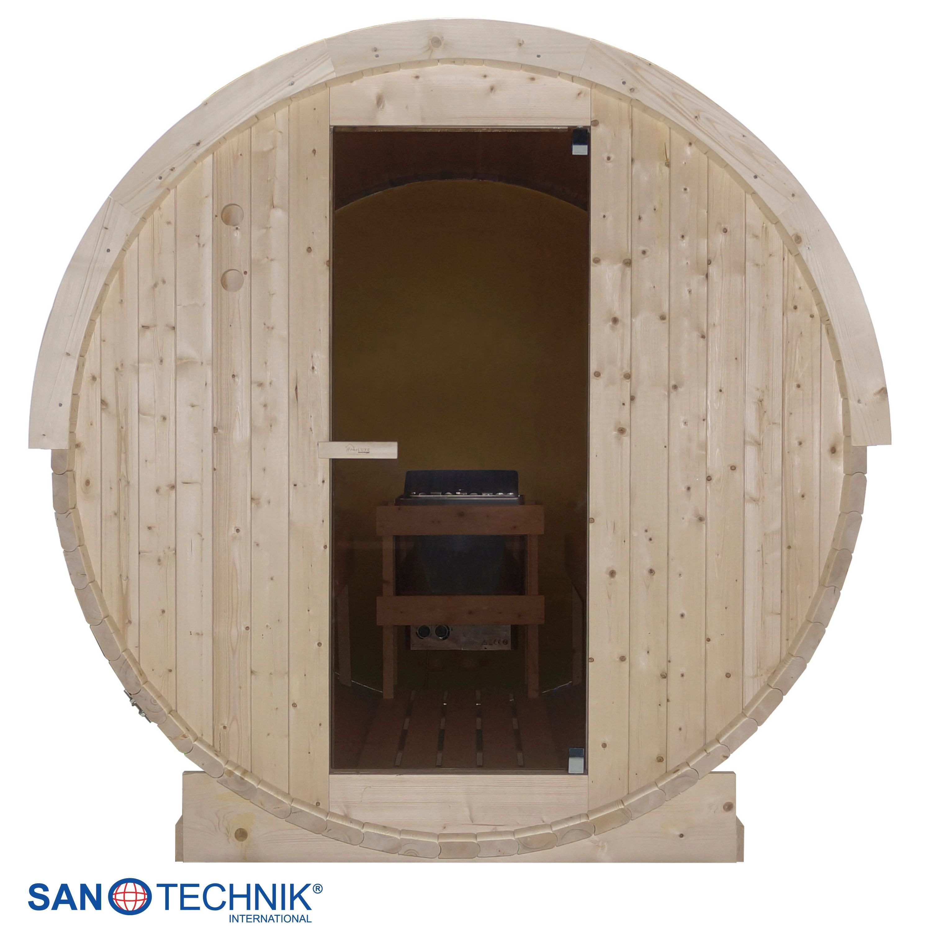 Holzfass-Sauna mit Glastür und einem Ofen im Inneren.