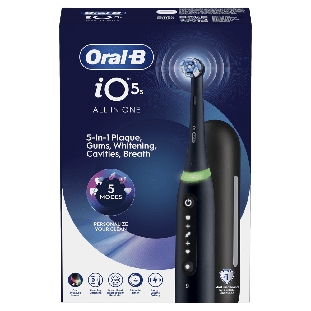Embalaje de un cepillo de dientes eléctrico negro Oral-B iO 5s con iluminación verde.