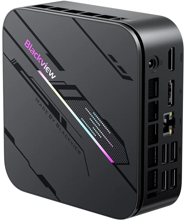 Egy fekete Blackview mini PC ház portokkal és szellőzőnyílásokkal.