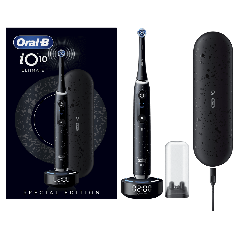 Cepillo de dientes eléctrico Oral-B iO Ultimate negro con estuche.