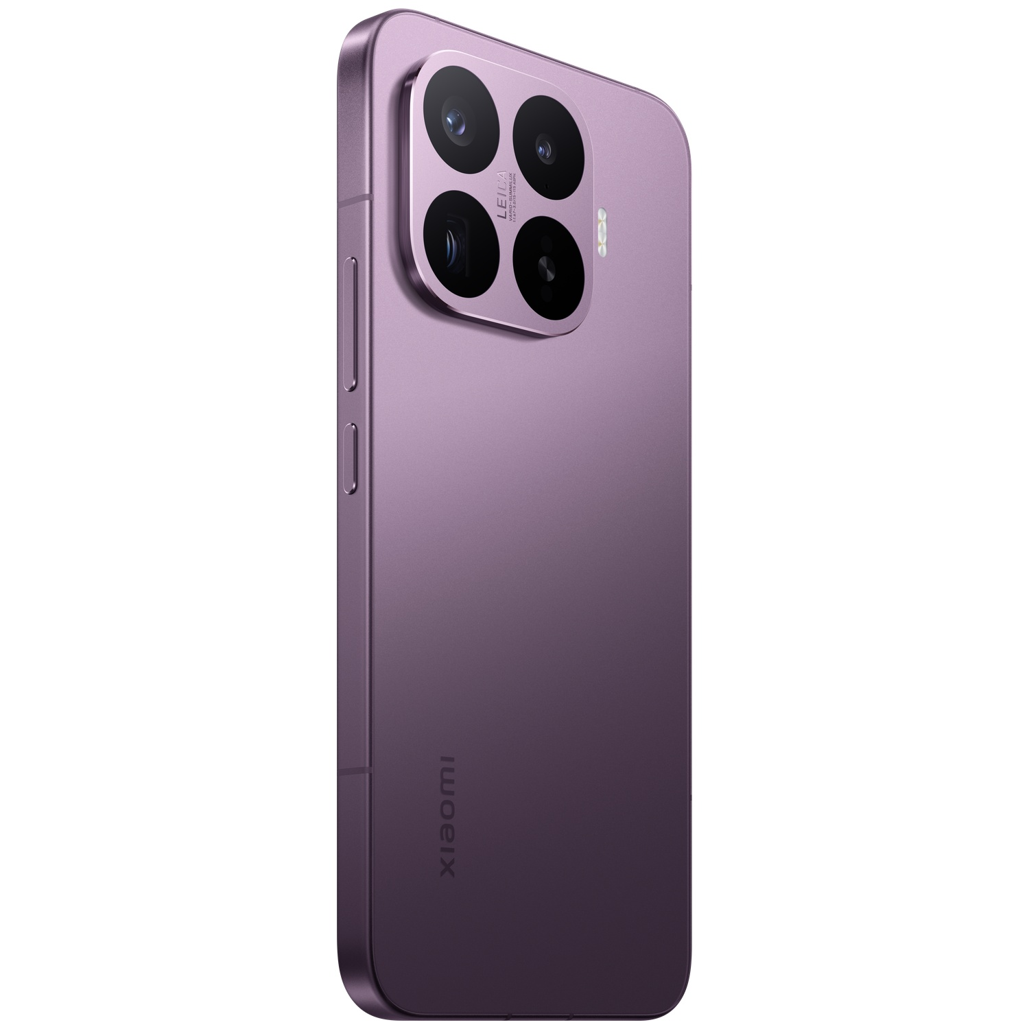 Een paarse smartphone met Leica-camera aan de achterkant, geïsoleerd op witte achtergrond.