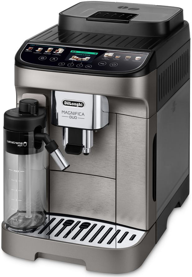 Macchina da caffè in acciaio inox con caraffa latte e display touch.