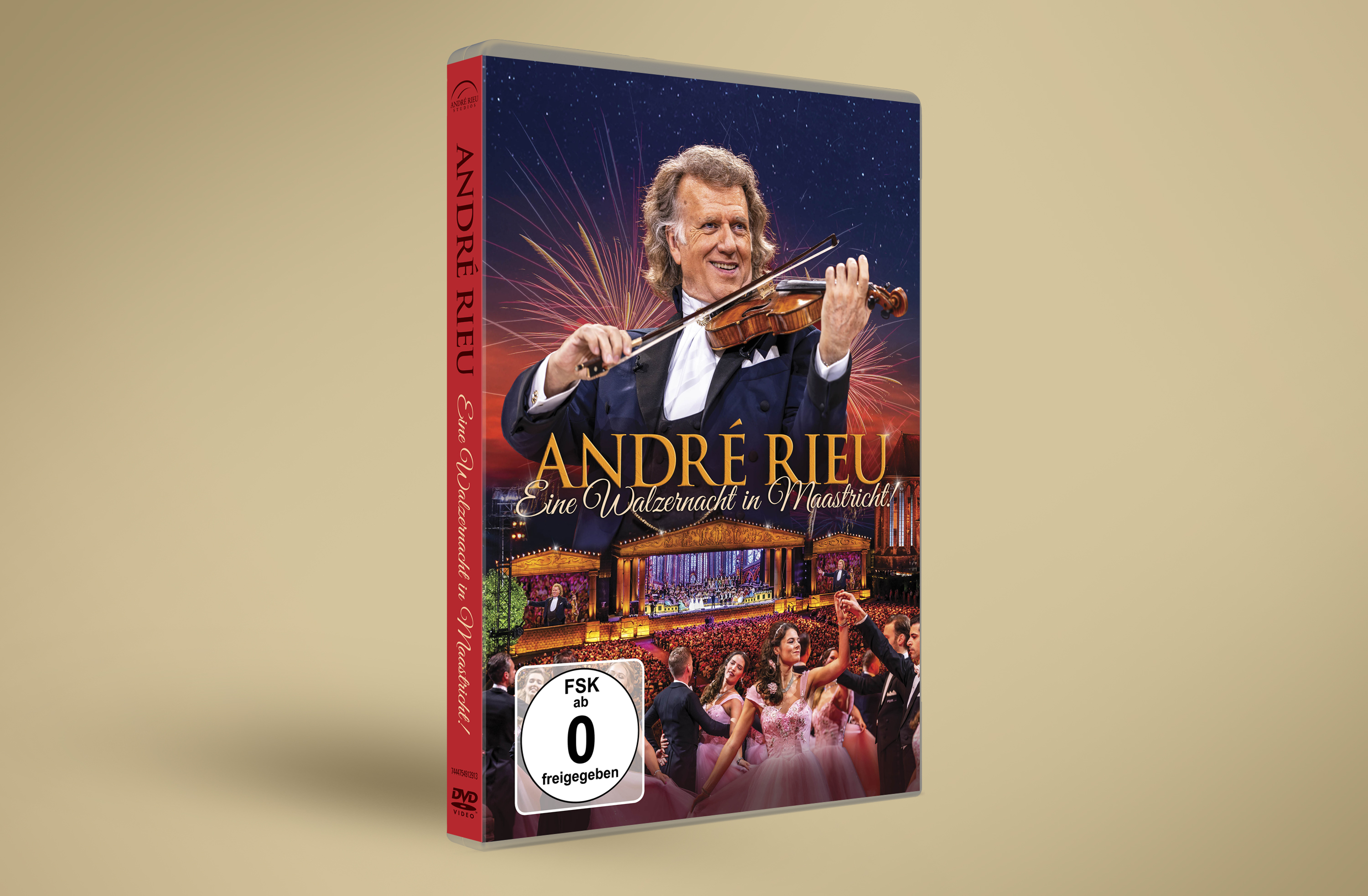 DVD-Cover: André Rieu spielt Violine vor Feuerwerk und tanzendem Publikum.