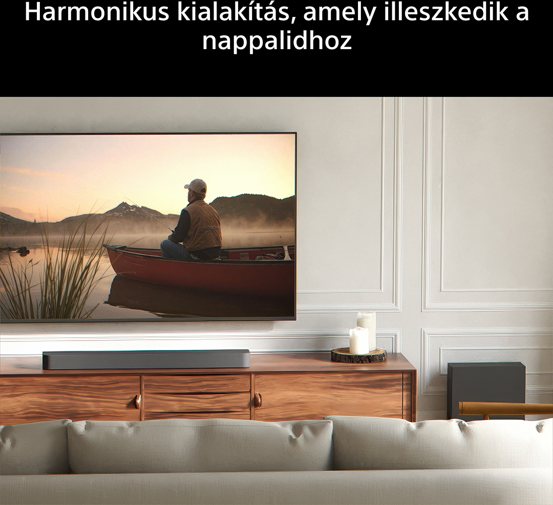 Egy férfi horgászik egy piros kenuban ködös tavon napfelkeltekor, TV-n megjelenítve.