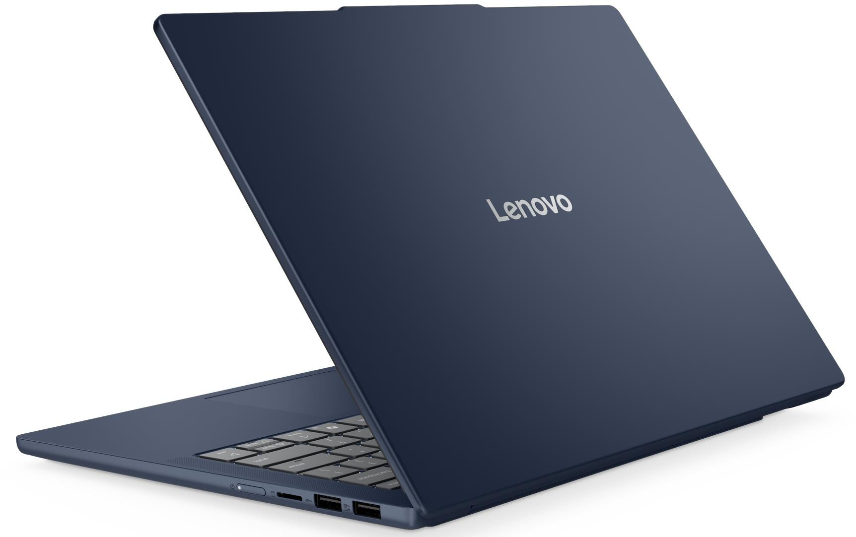 Egy sötétkék Lenovo laptop nyitva van. A Lenovo logó a fedélen található.