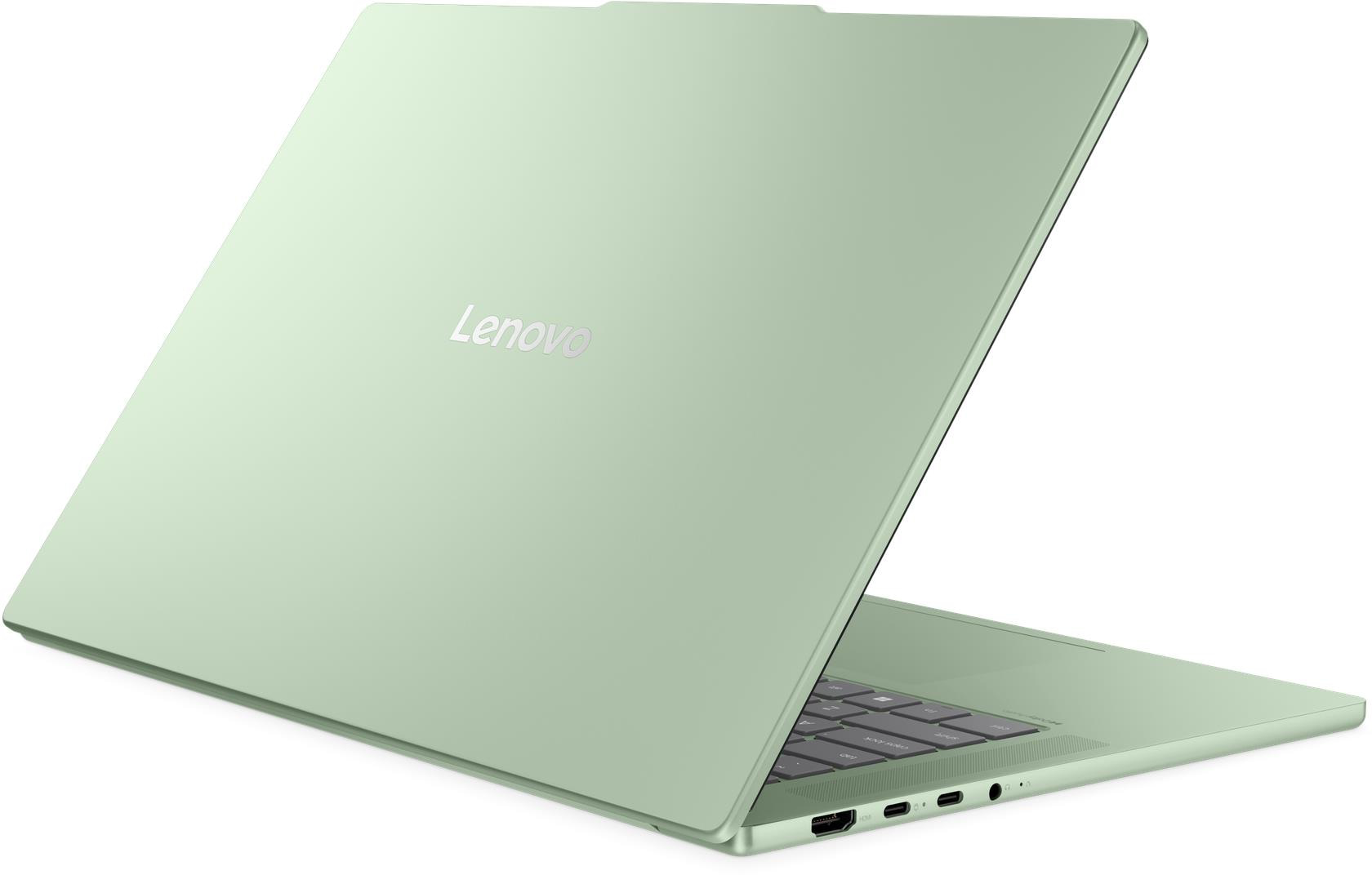 Egy világoszöld Lenovo laptop nyitva, a billentyűzetet és a portokat mutatja.